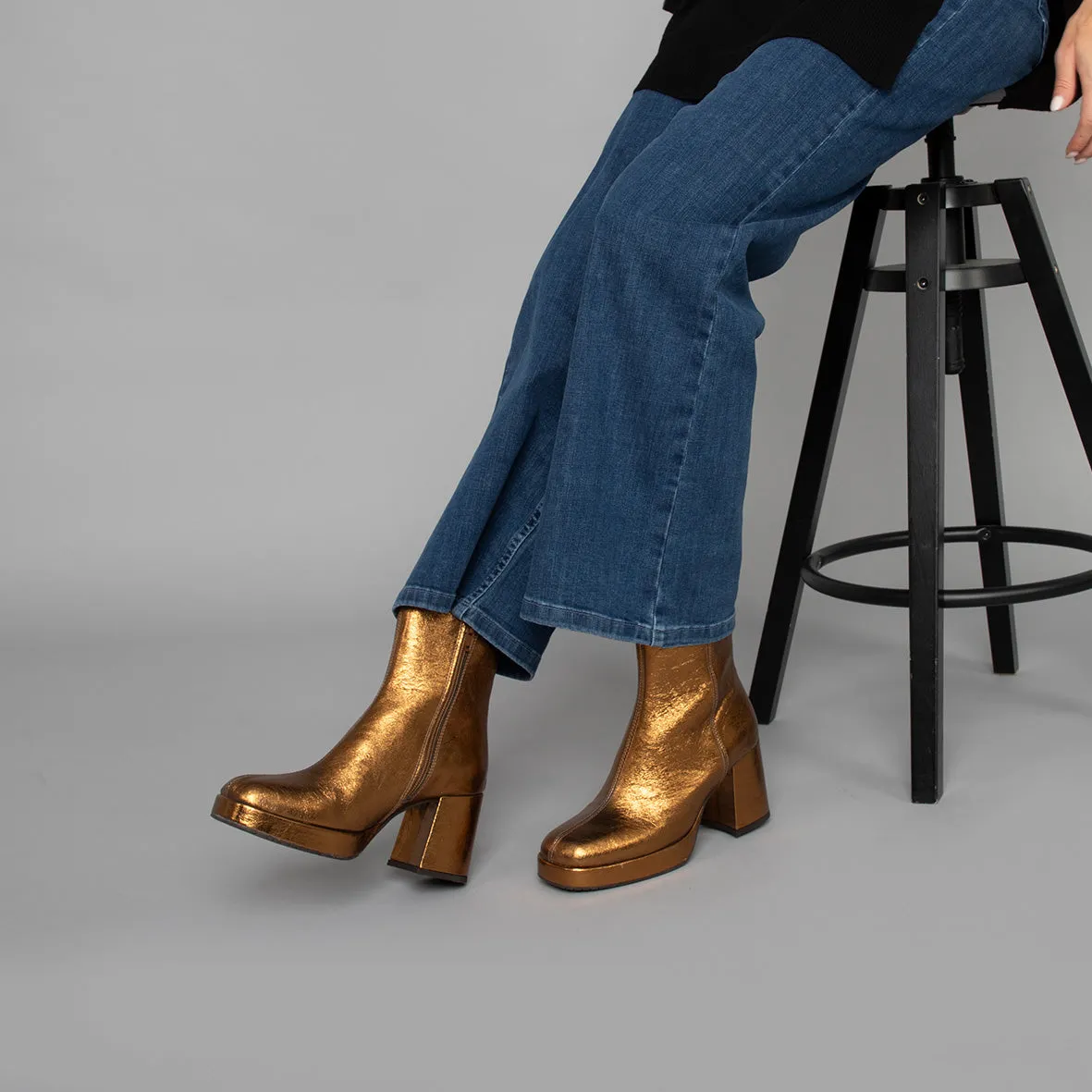 Sassy Dark Gold